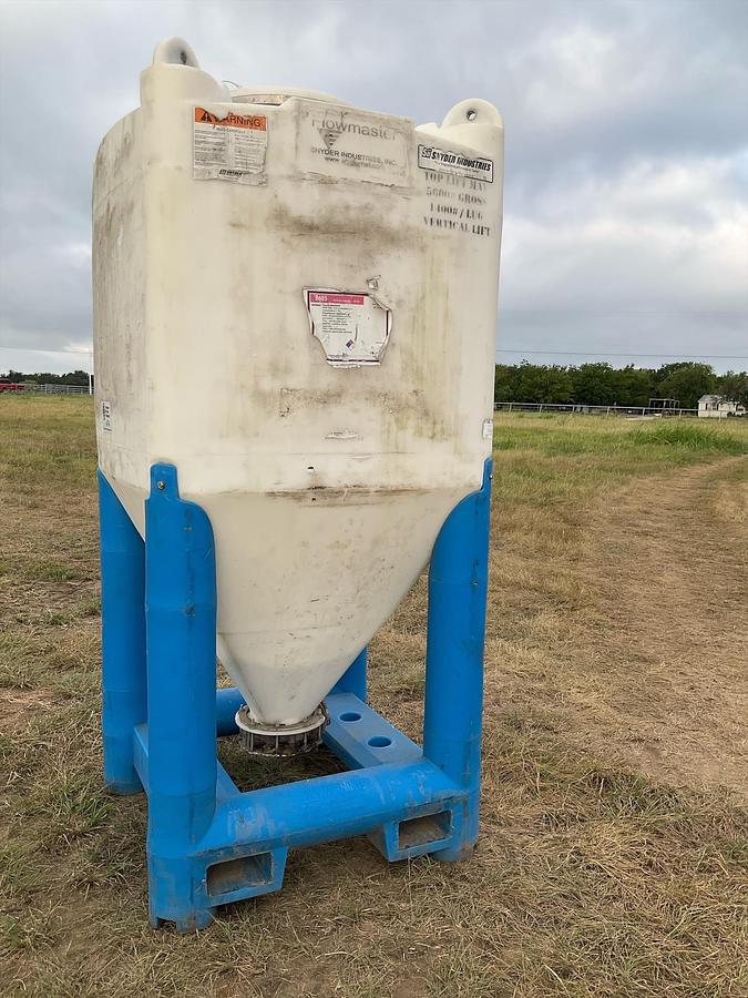Used Snyder Flow Master Hopper