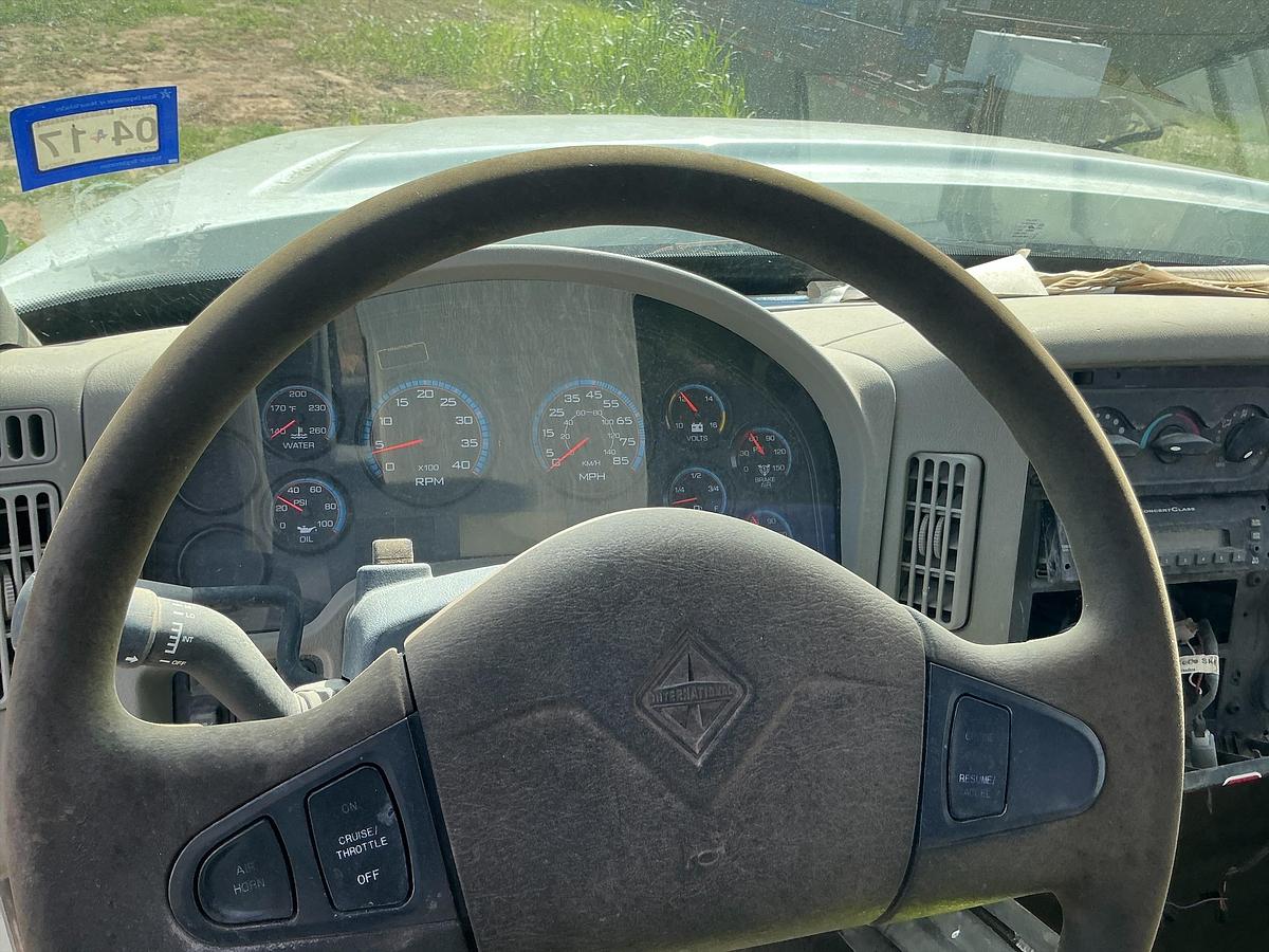 Used 2008 International 7300 SBA 4x2