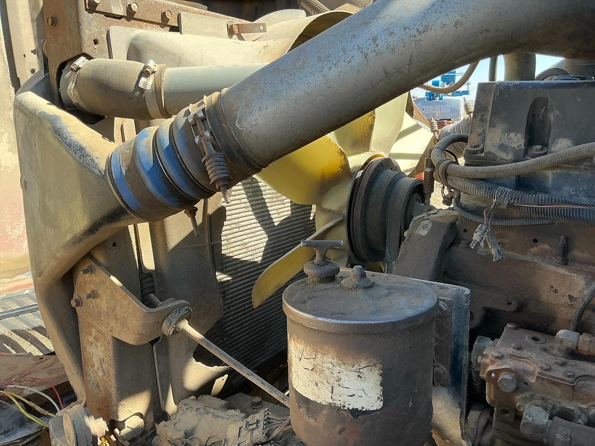 Used International Semi Winch Truck 