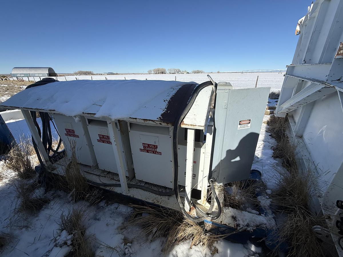Used Transformer Switch Gear for Man Camps Rig #323