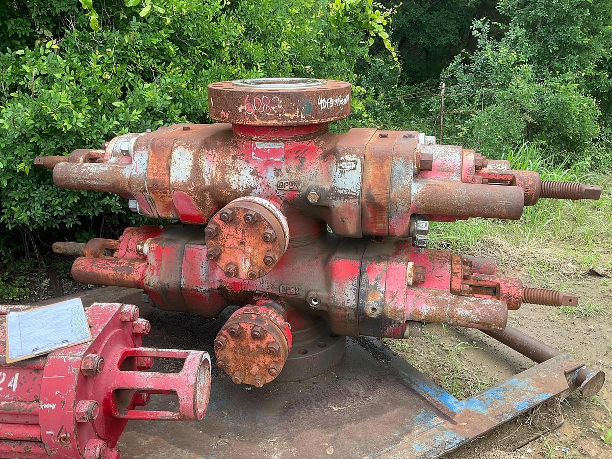 Used Double Ram BOP 6211 