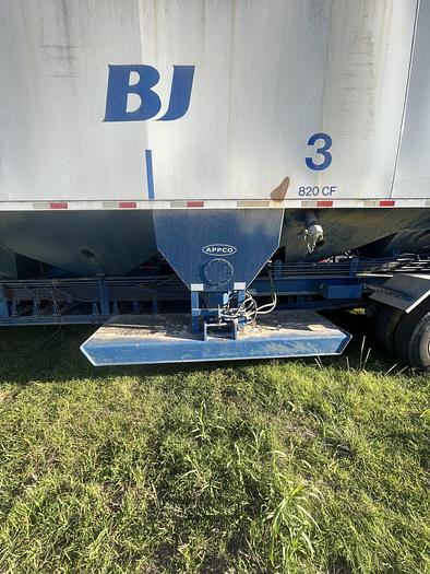 Used 2011 APPCO Sand King FS-40 Portable Transfer Trailer