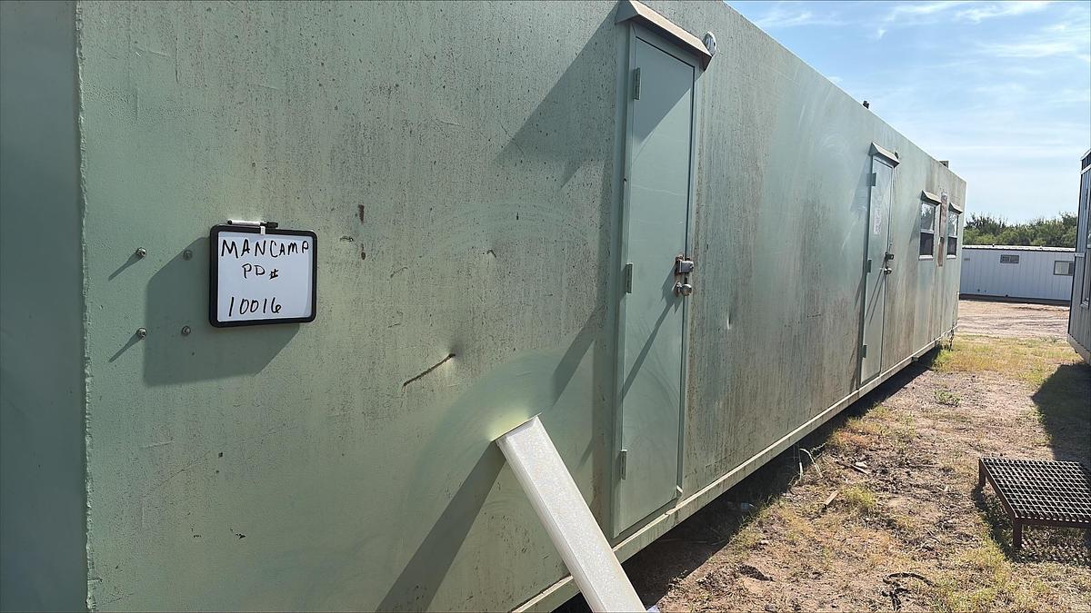 Used Crew House, Man Camp