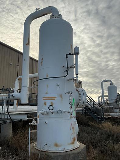 Used 48" X 15' X 1100PSI, Vertical Scrubber