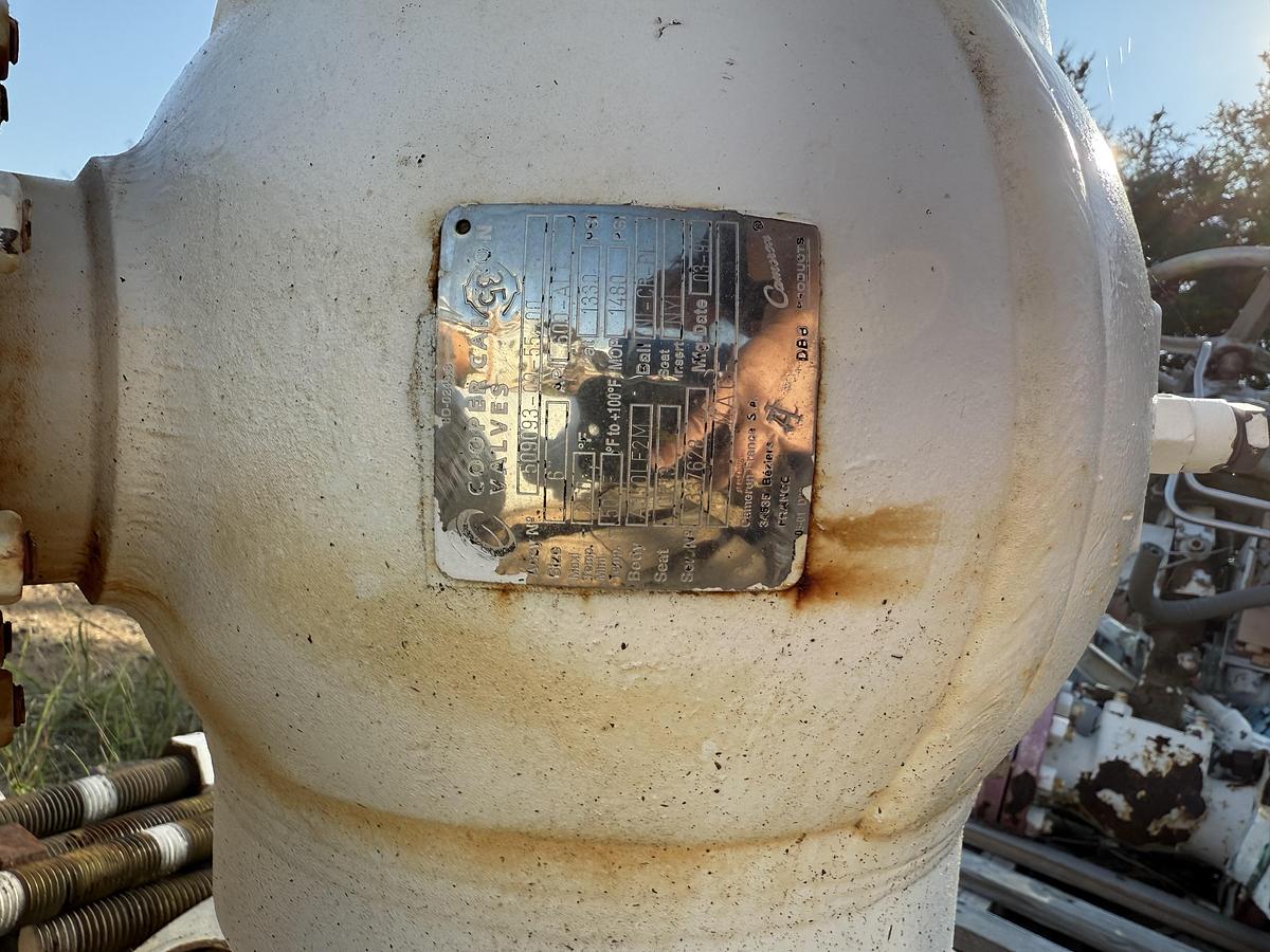 Used Pneumatic Actuator with 6" Valve