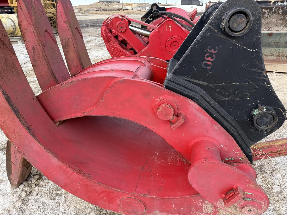 Used AE 330 Scrap Claw