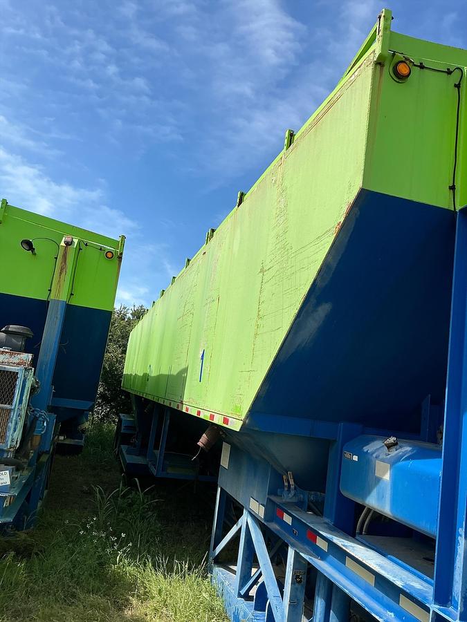 Used 2012 APPCO FS-40 T/A SAND HOG TRAILER