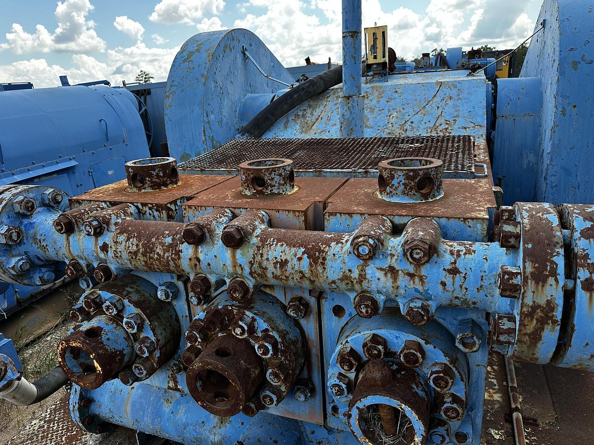 Used BOMCO/ Emsco Copy/ HT F 1600 MUD PUMP