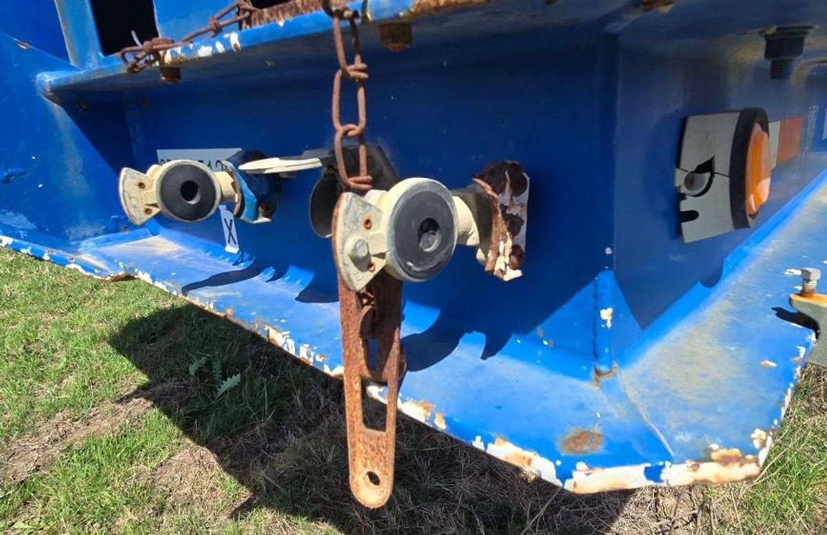 Used 2012 APPCO FS-40 T/A SAND HOG TRAILER