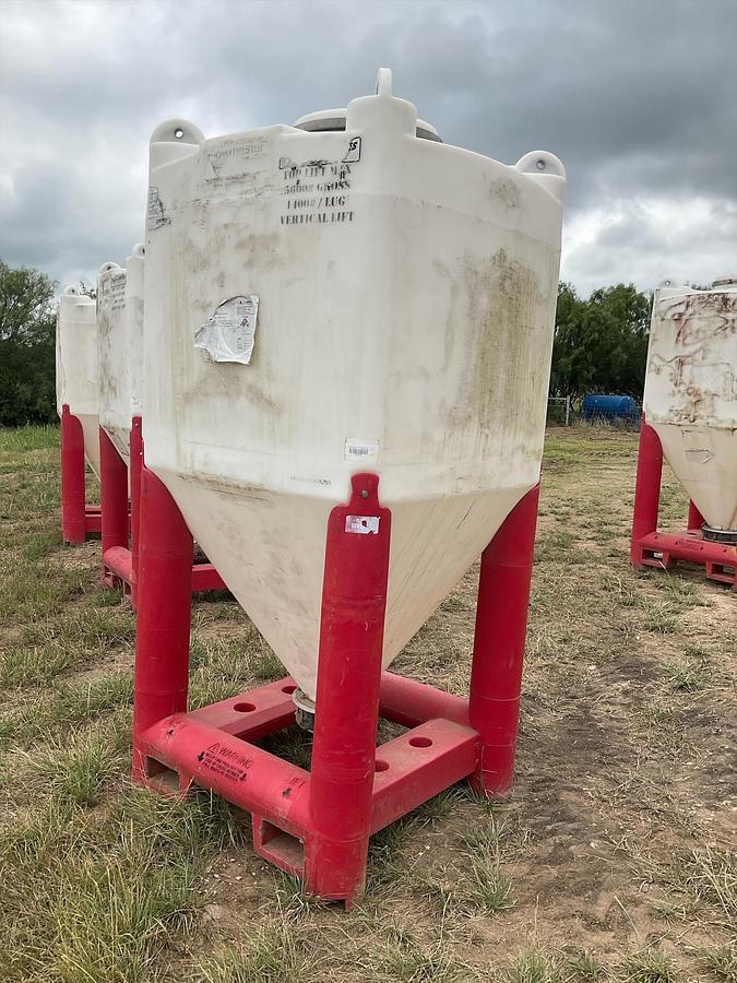 Used Snyder Flow Master Hopper