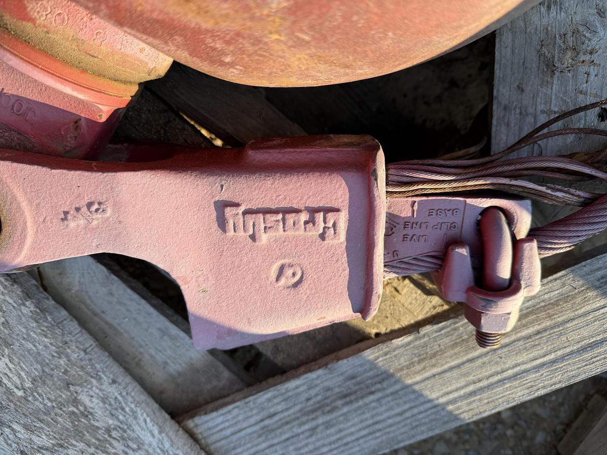 Used 12T Wrecking Ball w/Hook & McKissick Block with Hook