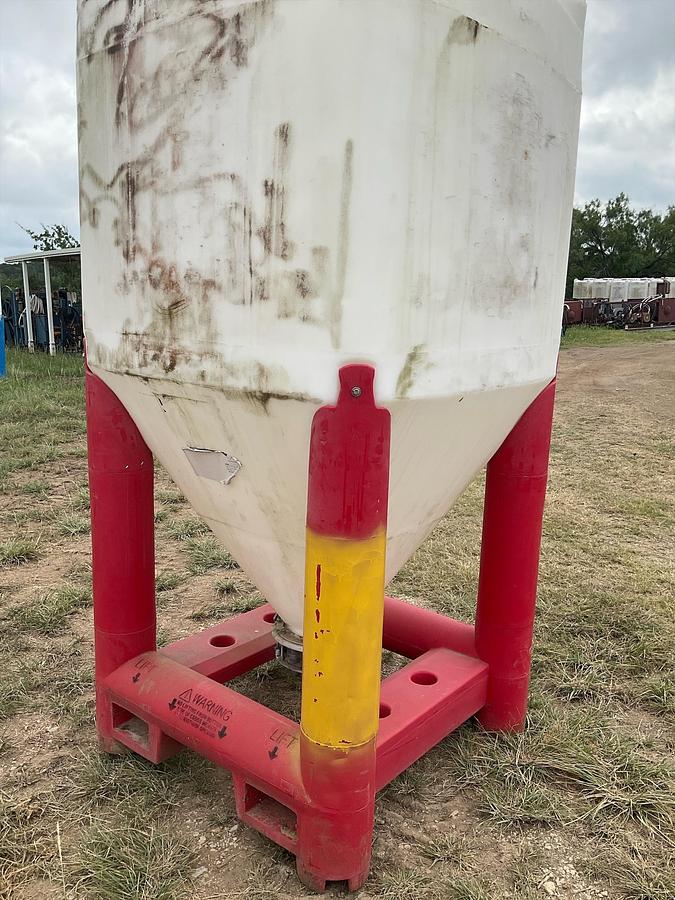 Used Snyder Flow Master Hopper 