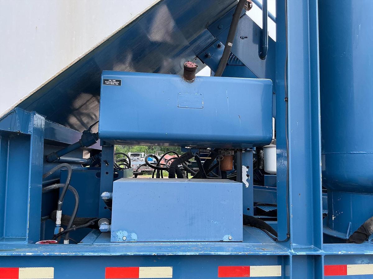 Used 2007 Appco Sand King FS-30 Portable Transfer Trailer