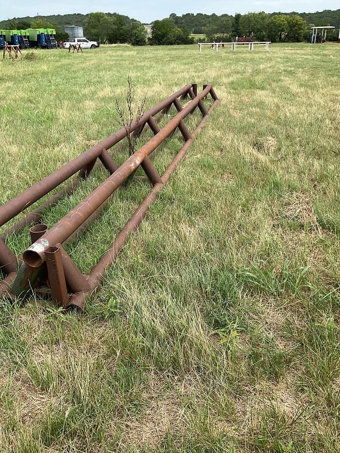 Used Pipe Racks – Set of 2