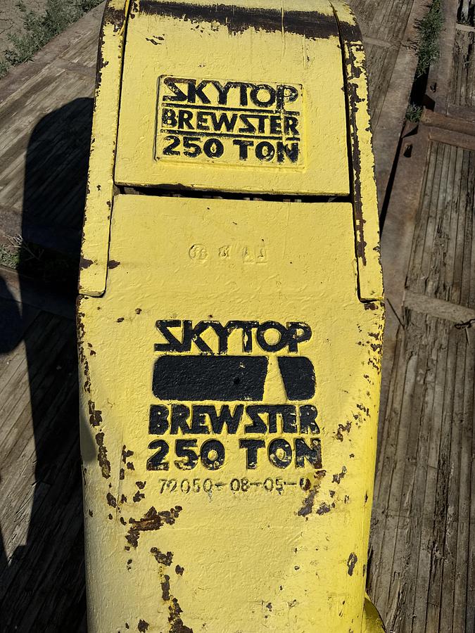 Used Sky top Brewster 250T