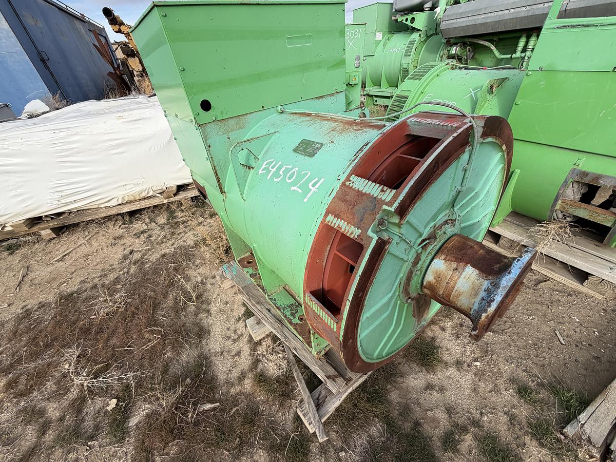 Used 2011 Stamford 1700kw, 346/600V Generator