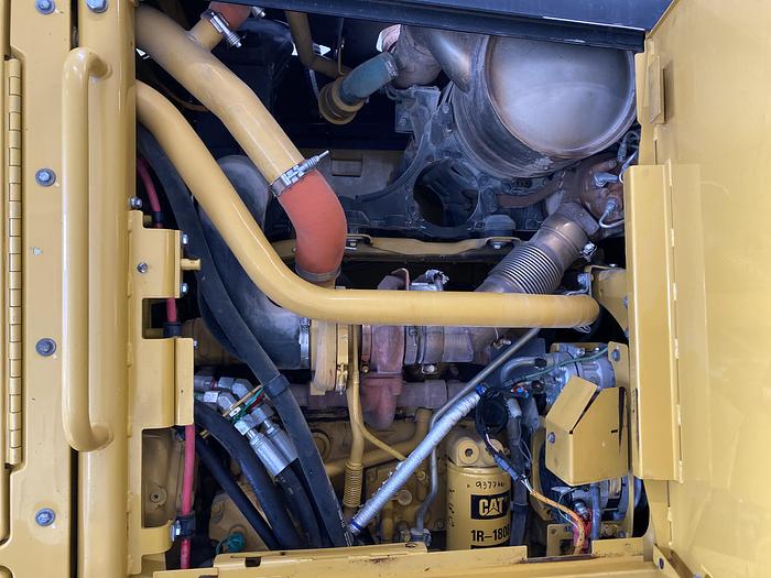 Used 2011 Cat 160M2 AWD VHP Plus