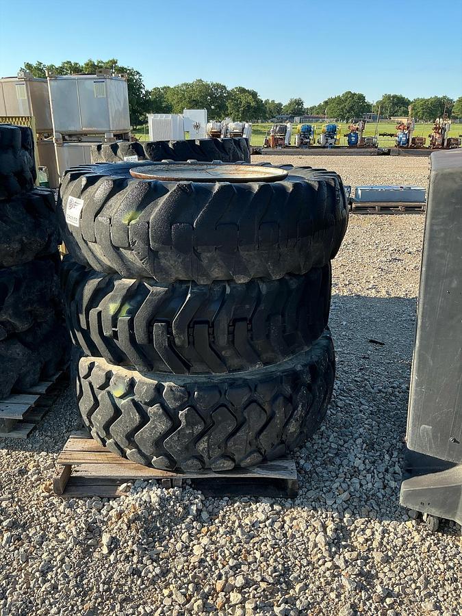 Used American Contractors Tires
