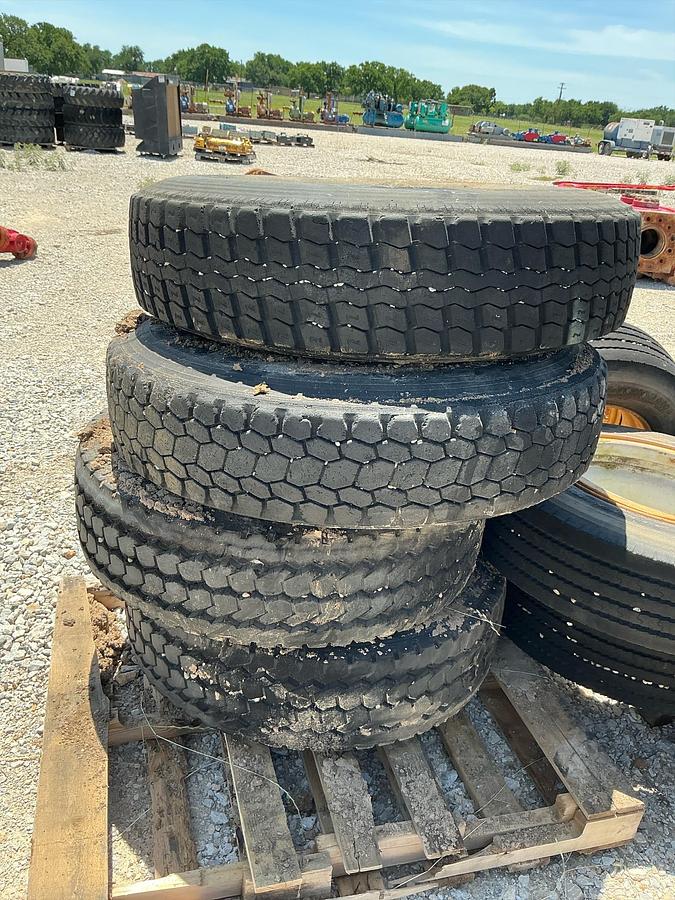 Used 4 Yokohama Super Steel 793R Tires