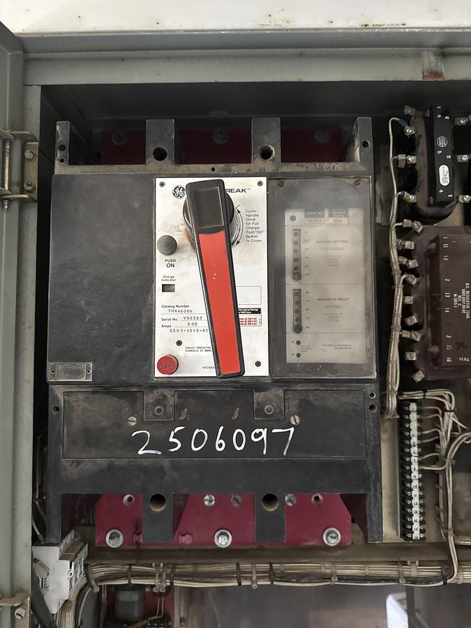 Used General Electric 1600 amp
