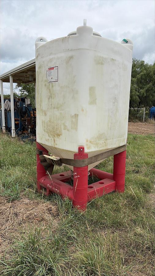Used Snyder Flow Master Hopper