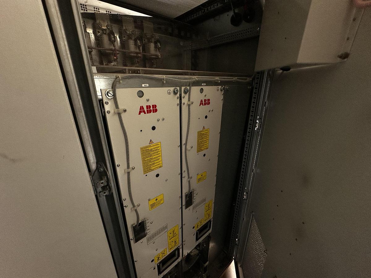 Used NOV TDS11 AC Top Drive House