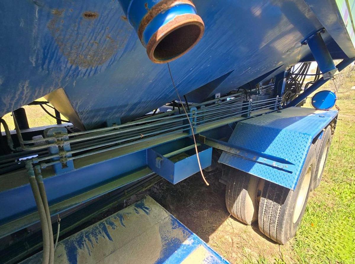 Used 2012 APPCO FS-40 T/A SAND HOG TRAILER