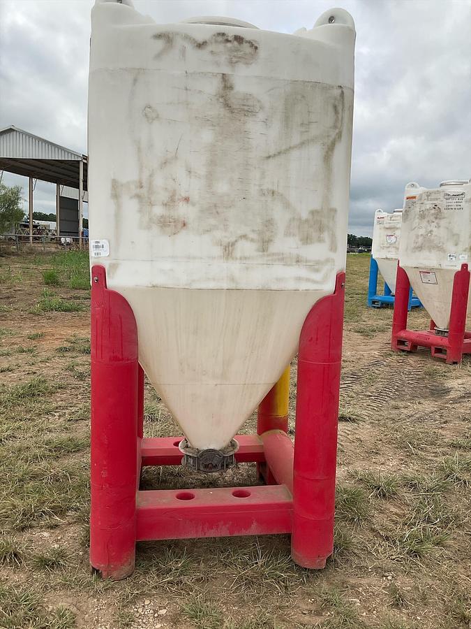 Used Snyder Flow Master Hopper 