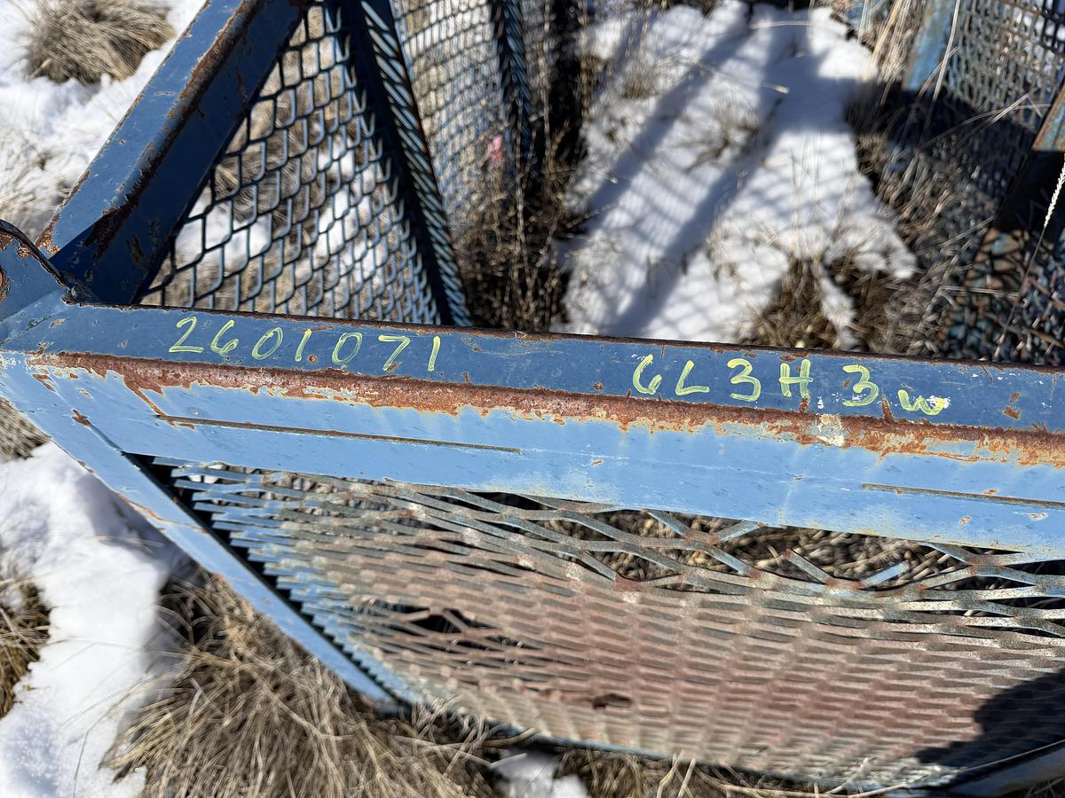 Used (2) Trash Buckets 3x3x6 Rig #323