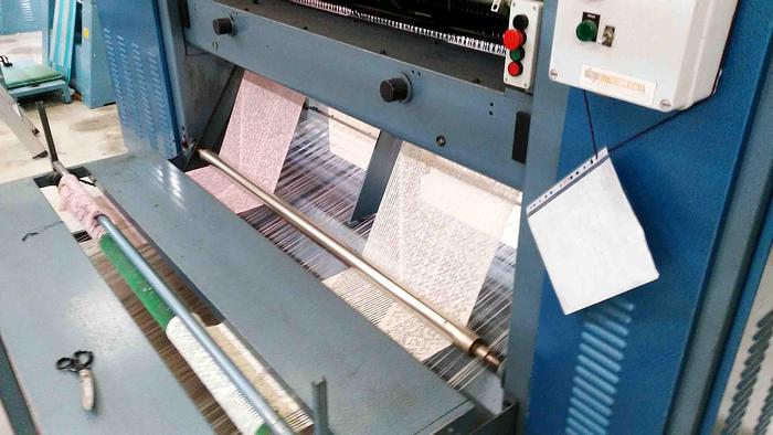 Usato No. 3 Macchina per maglia a jacquard Comez MJB 1600