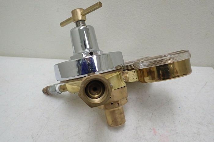 Used Fisher Scientific Company FS-50 Gas Regulator