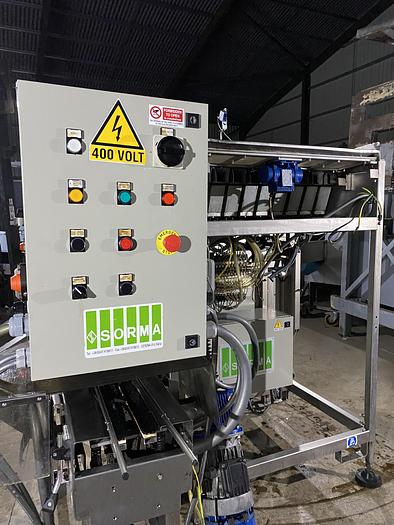 Used 2004 Sorma weighing and punnet filling line PC10 & ACM115