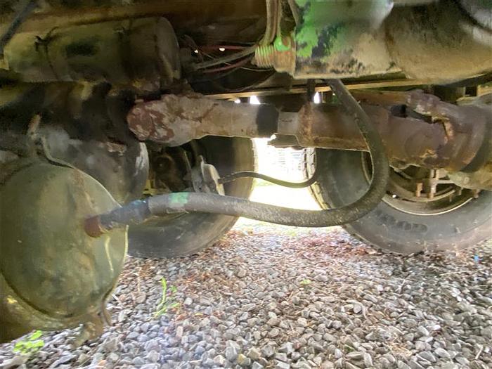 Used 1994 Freightliner 2000 Gallon Flat Bed Water Tank