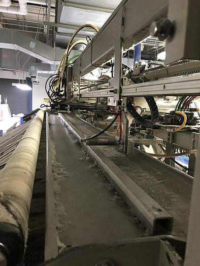 Used 2003 Chicago King Edge spreader/feeder