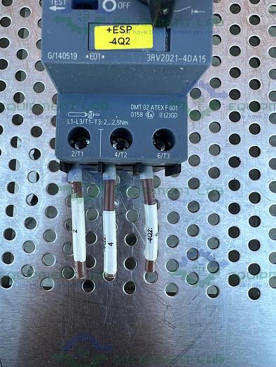 Used Siemens 3RV2021-4DA15 Circuit Breaker