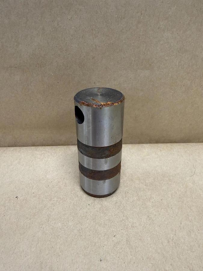 Total Source HY248465 Tilt Cylinder Mounting, Forklift Cylinder