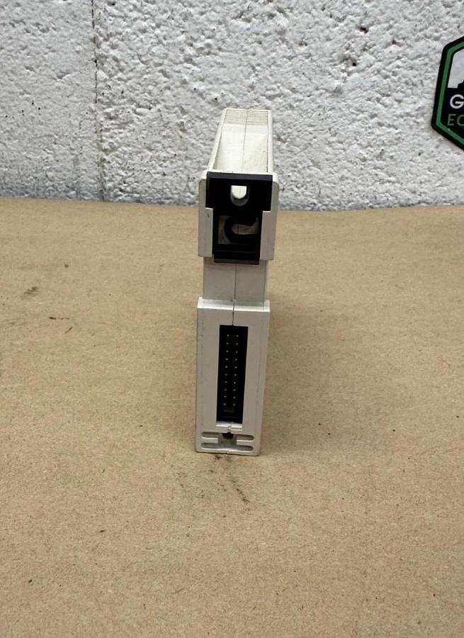 Used OPTO 22 SNAP-OAC5 4 Channel AC Output