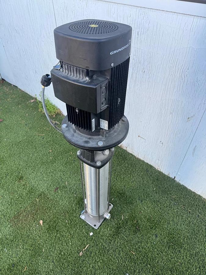 Used Grundfos CRN5-20E-P-H-E-HQQK, 7.5Hp Motor @ 3526RPM, CCW Booster Pump, 30 GPM