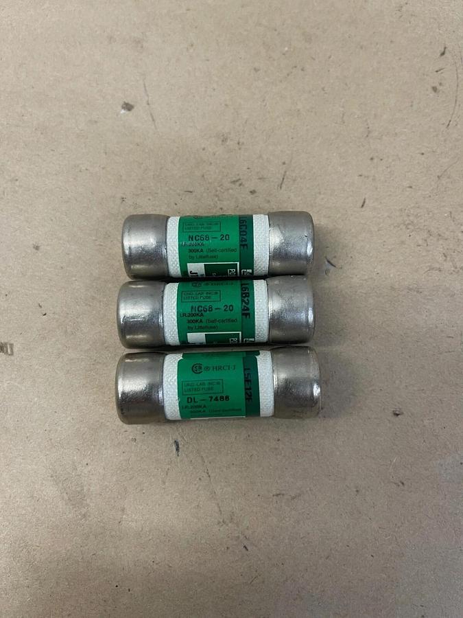 Used LittelFuse JTD 15 Time Delay Fuse, Class J, POWR-PRO, 600VAC or Less - Lot of 3