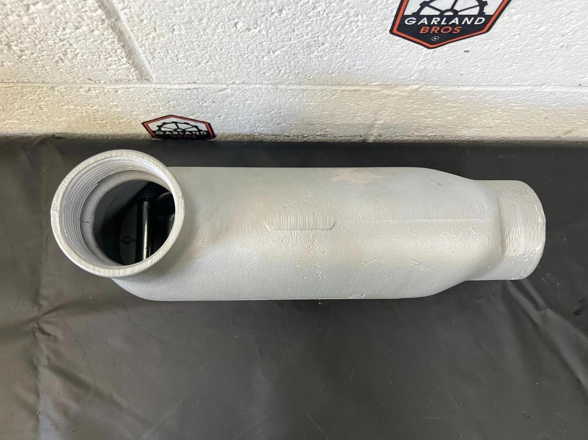 Used Appleton Form 35 Conduit Outlet w Cover