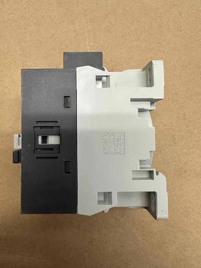 Used ABB 1SBL177201R1300 Contactor AF16-40-00-13 *NEW*
