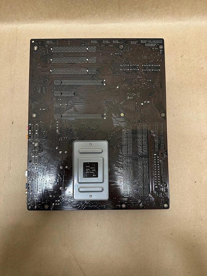 Used ASUS A8N-SLI Premium Motherboard *NEW*