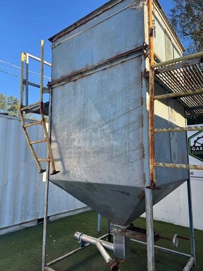 Used Industrial Hopper 60”x60” Top Inlet, 8.5”x8.5” Outlet, 43° Slope, 195' Sq Hopper