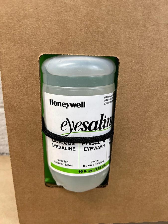 Honeywell 32-000465-0000 Double Wall Station, Includes 2 Bottles