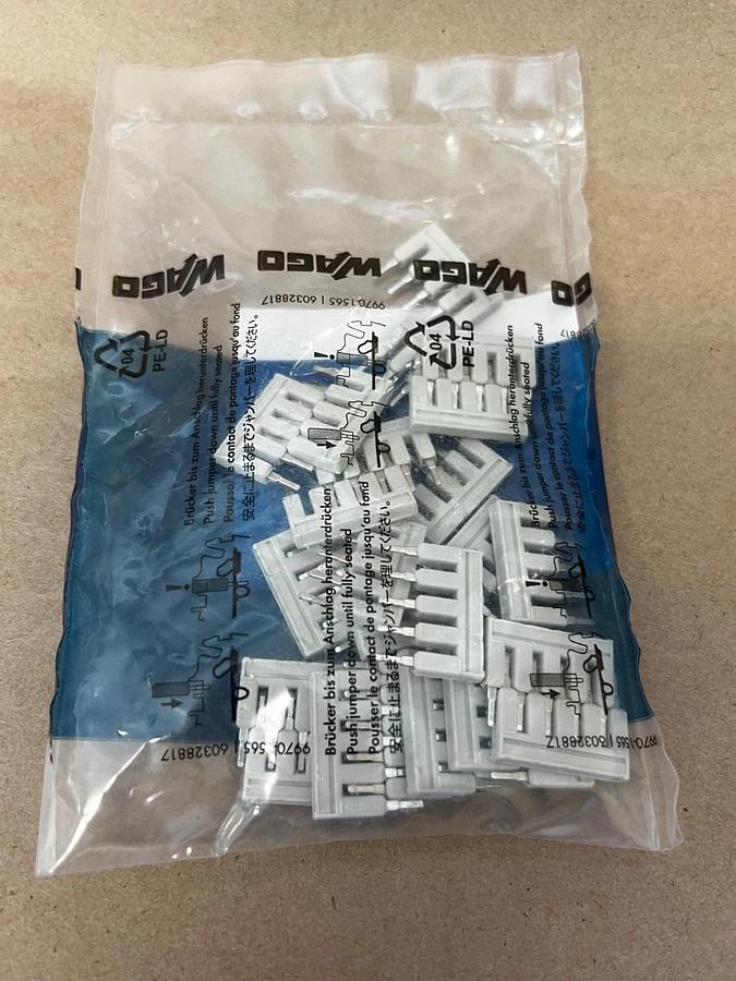 Used WAGO 2002-405, 5 Pin Jumper for 2002 Terminals (Qty 25) *FACTORY SEALED*