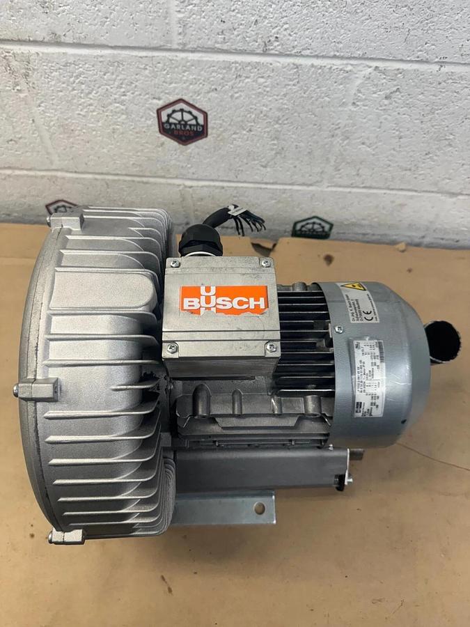 Used Busch SB 0200 D 0HT UE XX Vacuum Blower Pump