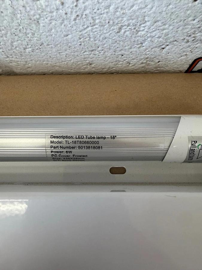 Used Saginaw (SCE) SCE-LF18NO, LED Light 18”, 120-230VAC, 50/60Hz, 700 Lm, 8W