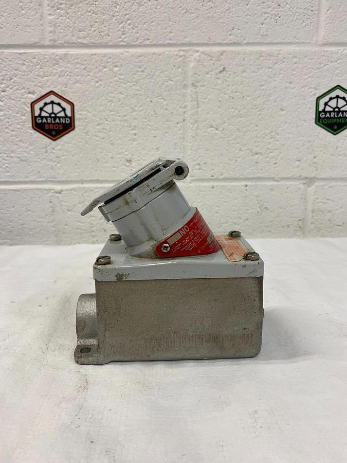 Used Appleton Electric Products 202314/90 Model B Receptacle Interlocked with Switch