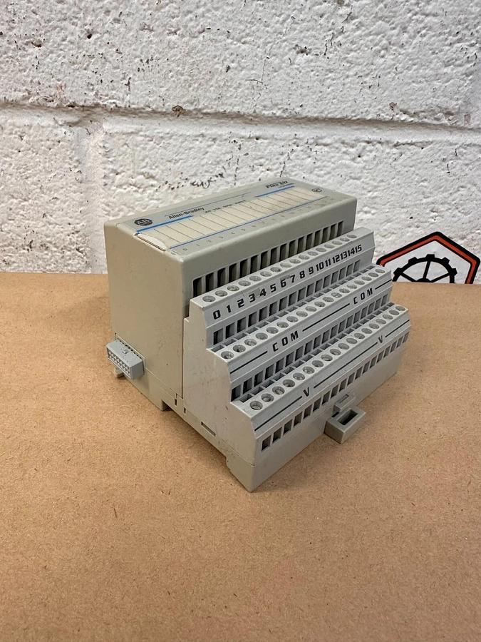 Used Allen Bradley - 1794-IB16 - Flex I/O Input Module with TB3