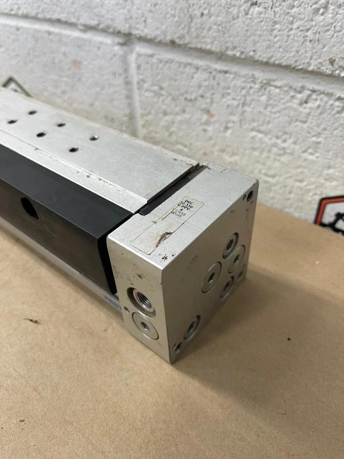 Used Festo DGC-32-330-G-PPV-A 533448 Pneumatic Actuator